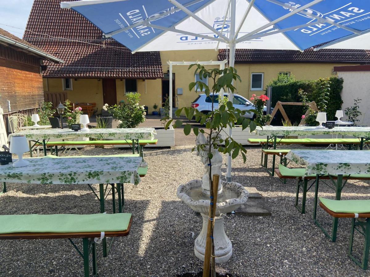 Gasthaus Zur Rose Aalen Exterior photo